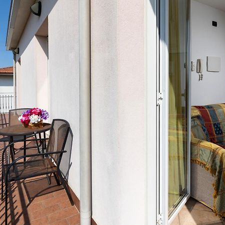 Residence Tre Trilo&Suites ริมินี ภายนอก รูปภาพ