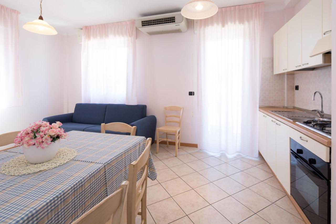 Residence Tre Trilo&Suites ริมินี ภายนอก รูปภาพ