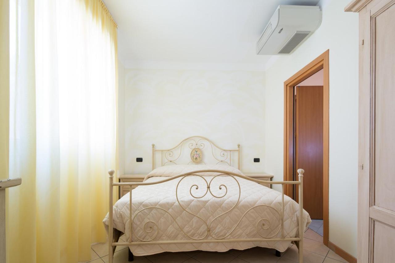 Residence Tre Trilo&Suites ริมินี ภายนอก รูปภาพ