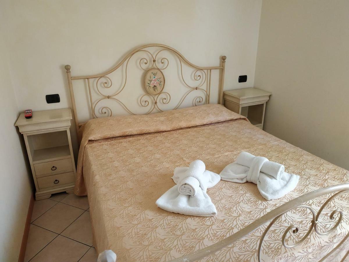 Residence Tre Trilo&Suites ริมินี ภายนอก รูปภาพ